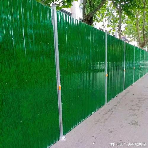 地产围挡、修路围挡与装修围挡 房地产开发中的边界、安全与形象
